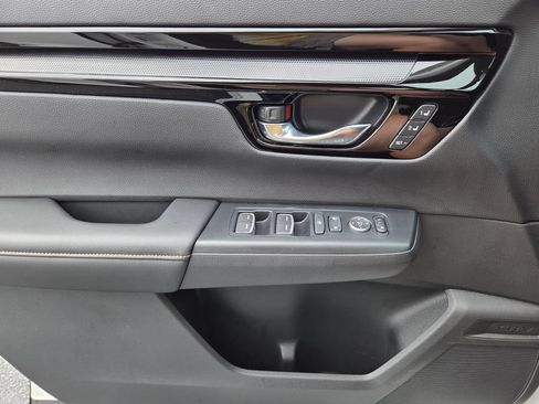 Used 2025 Honda CR-V Sport Touring image 30