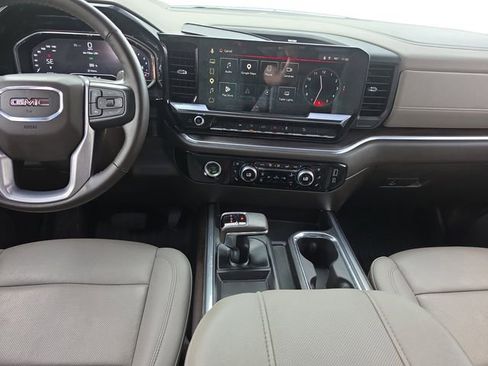 Used 2024 GMC Sierra 1500 SLT w/ SLT Premium Package AWD/4WD image 13