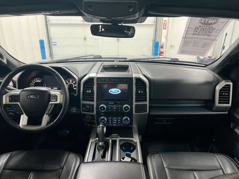 Used 2018 Ford F150 Lariat w/ Equipment Group 502A Luxury AWD/4WD image 10