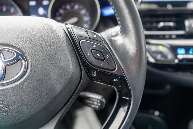 Used 2022 Toyota C-HR FWD image 14