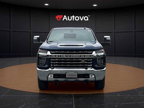 Used 2021 Chevrolet Silverado 2500 LTZ w/ LTZ Plus Package AWD/4WD image 8