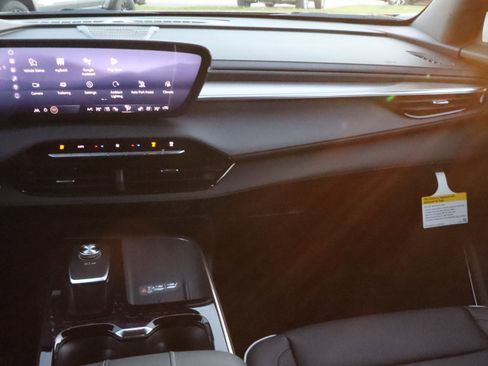 New 2026 Buick Enclave Avenir image 11