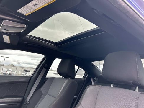 Used 2021 Dodge Charger SXT w/ Blacktop Package image 21