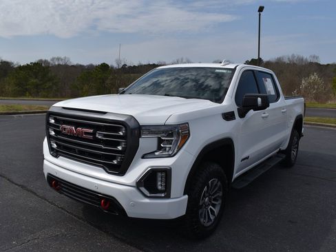 Used 2020 GMC Sierra 1500 AT4 w/ AT4 Premium Package image 3