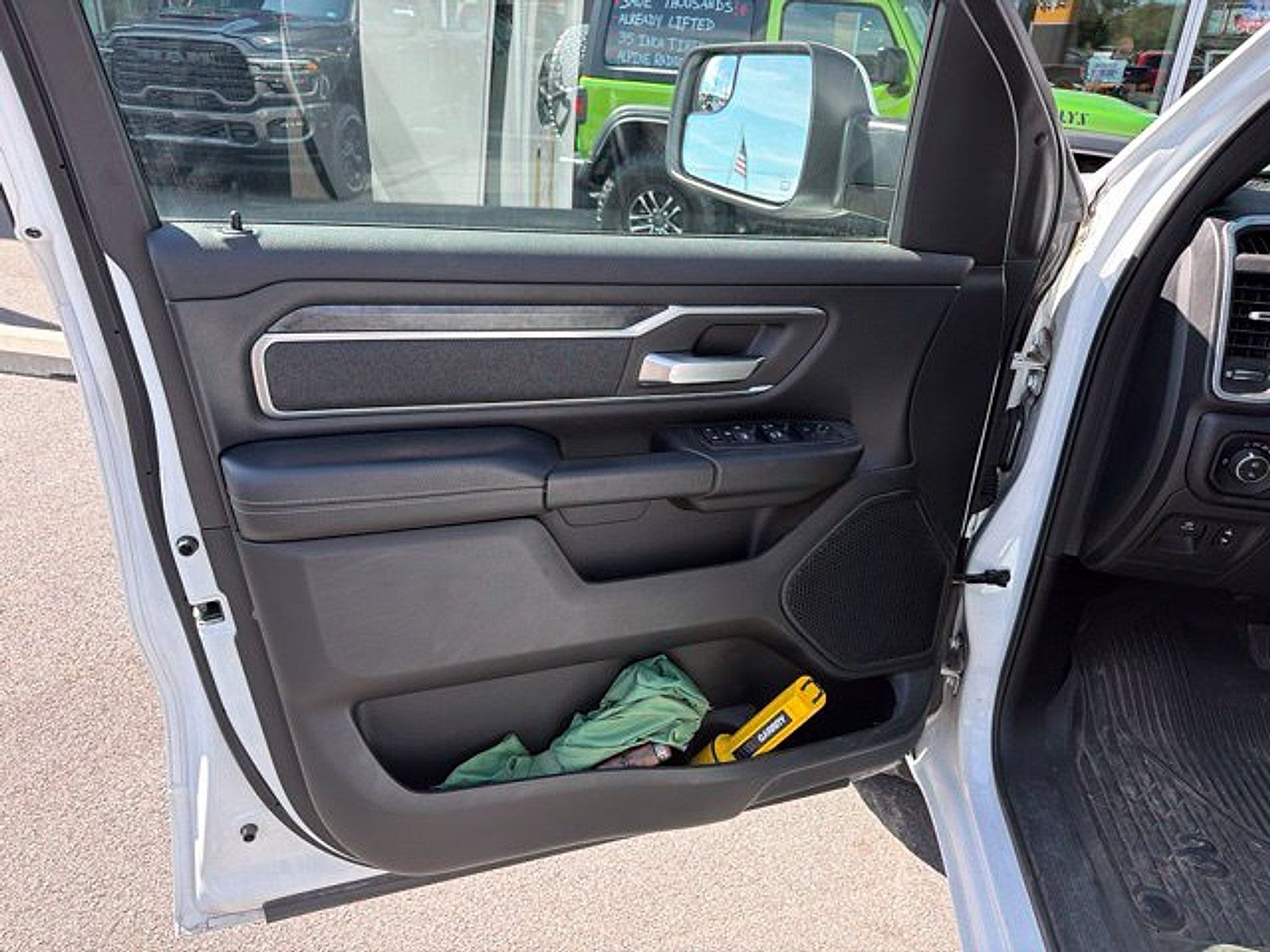 Used 2019 RAM 1500 Big Horn AWD/4WD image 5