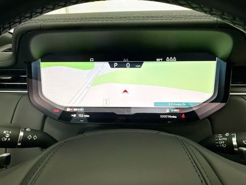 New 2026 Land Rover Range Rover SE image 33