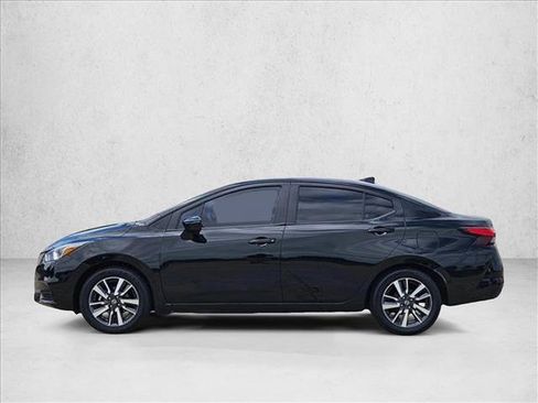 Used 2021 Nissan Versa SV FWD image 8