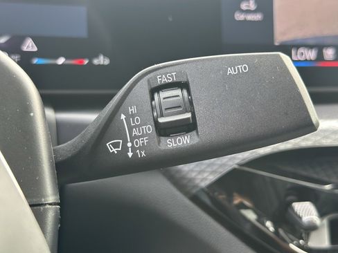 Certified 2025 BMW 330i xDrive Sedan w/ M Sport Package image 36