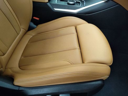 Certified 2023 BMW 330i Sedan w/ M Sport Package image 13