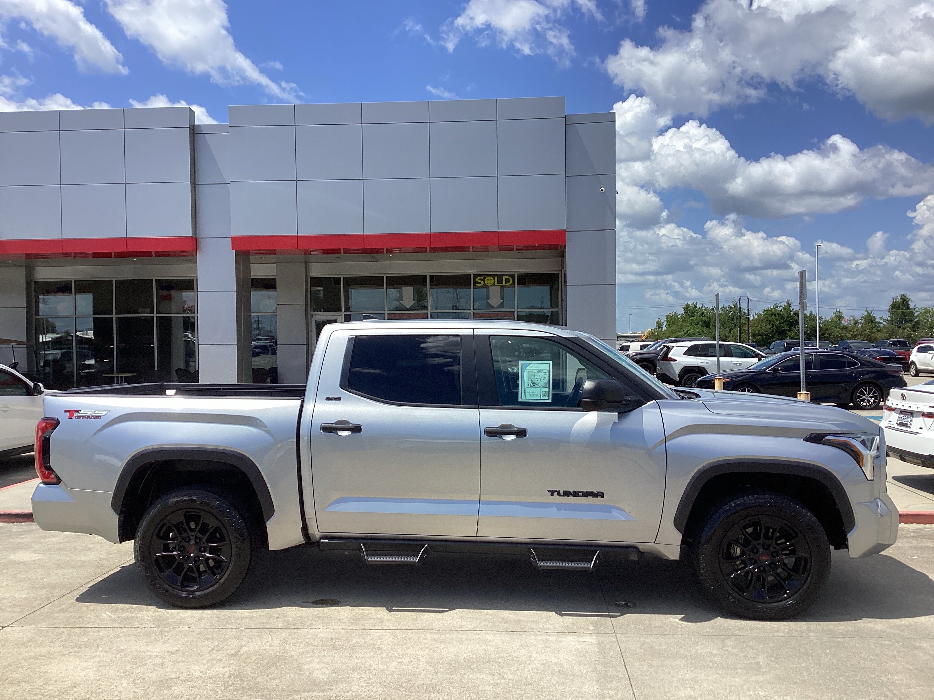 Used 2024 Toyota Tundra SR5 AWD/4WD image 8