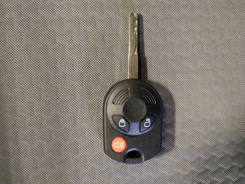 Used 2018 Ford Escape SE FWD image 32