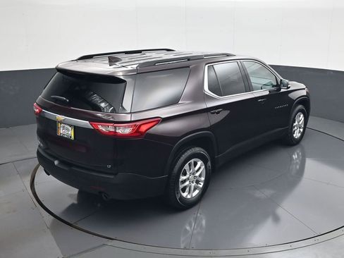 Used 2021 Chevrolet Traverse LT FWD image 18