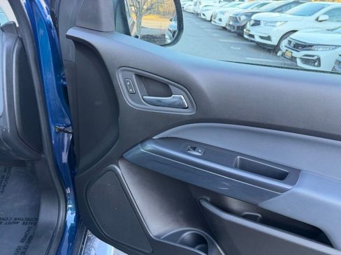 Used 2019 Chevrolet Colorado Z71 AWD/4WD image 28