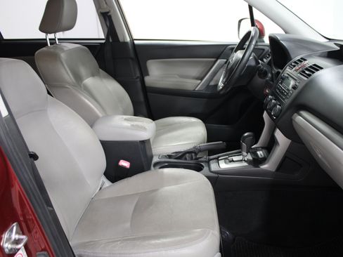 Used 2014 Subaru Forester 2.5i Limited AWD/4WD image 22
