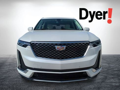 Used 2023 Cadillac XT6 Premium Luxury image 9