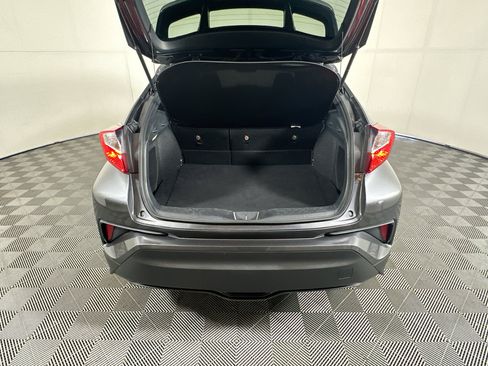 Used 2021 Toyota C-HR LE FWD image 30