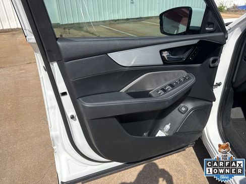 Certified 2023 Acura MDX FWD w/ Technology Package image 10
