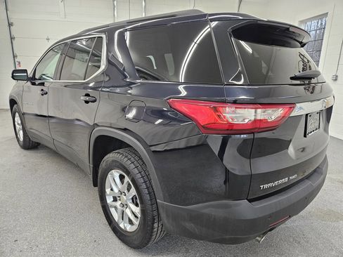 Used 2020 Chevrolet Traverse LT image 7