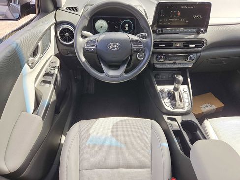 Used 2022 Hyundai Kona Limited image 11