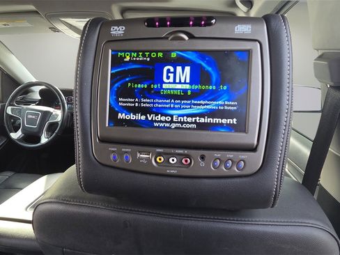 Used 2019 GMC Yukon XL SLT image 22