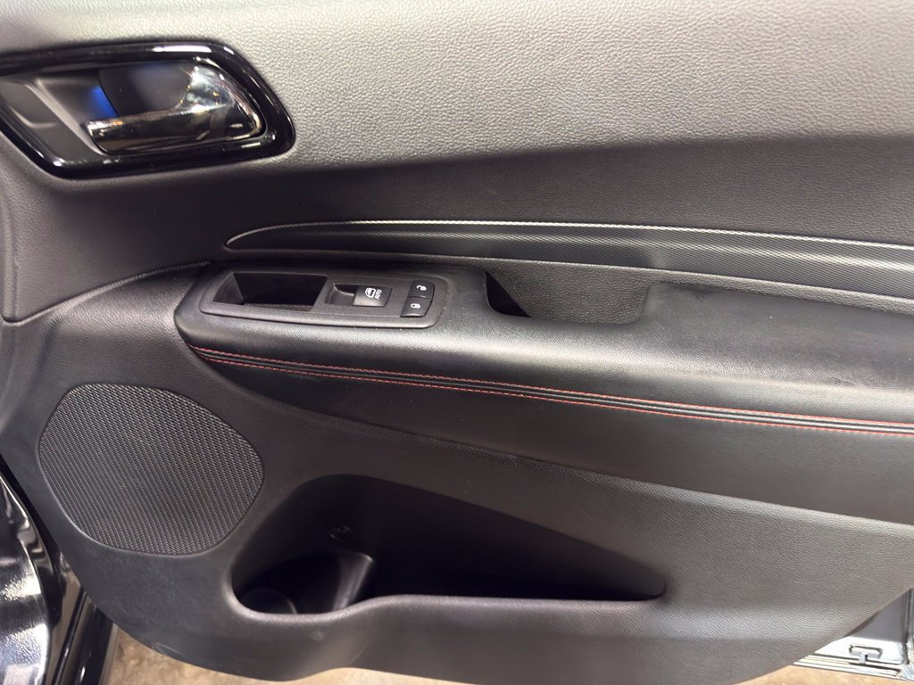 Used 2025 Dodge Durango GT AWD/4WD image 16