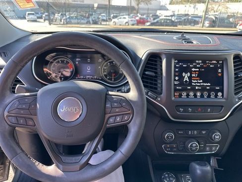 Used 2021 Jeep Cherokee Trailhawk w/ Sun, Sound & Nav Group image 16