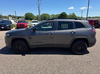 Used 2023 Jeep Cherokee Altitude Lux AWD/4WD video 2