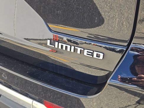 Certified 2023 Jeep Grand Cherokee Limited image 8