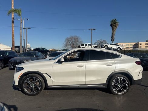 Used 2023 BMW X6 xDrive40i w/ Climate Comfort Package image 2