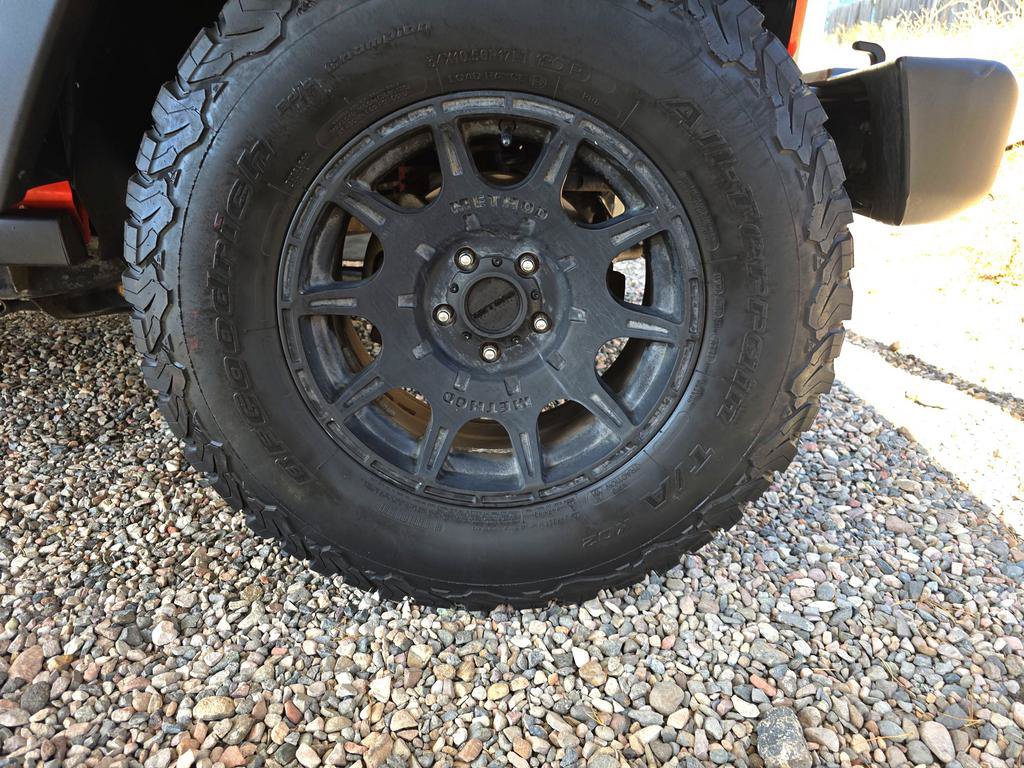 Used 2015 Jeep Wrangler Unlimited Rubicon w/ Connectivity Group AWD/4WD image 35
