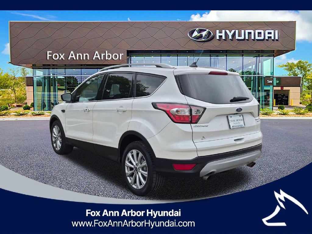 Used 2018 Ford Escape Titanium w/ Ford Safe & Smart Package FWD image 3