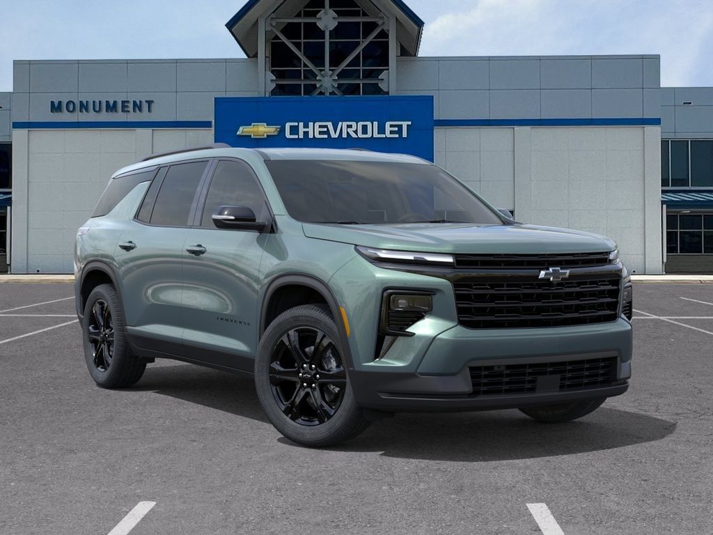 New 2027 Chevrolet Traverse LT w/ Midnight/Sport Edition FWD image 7