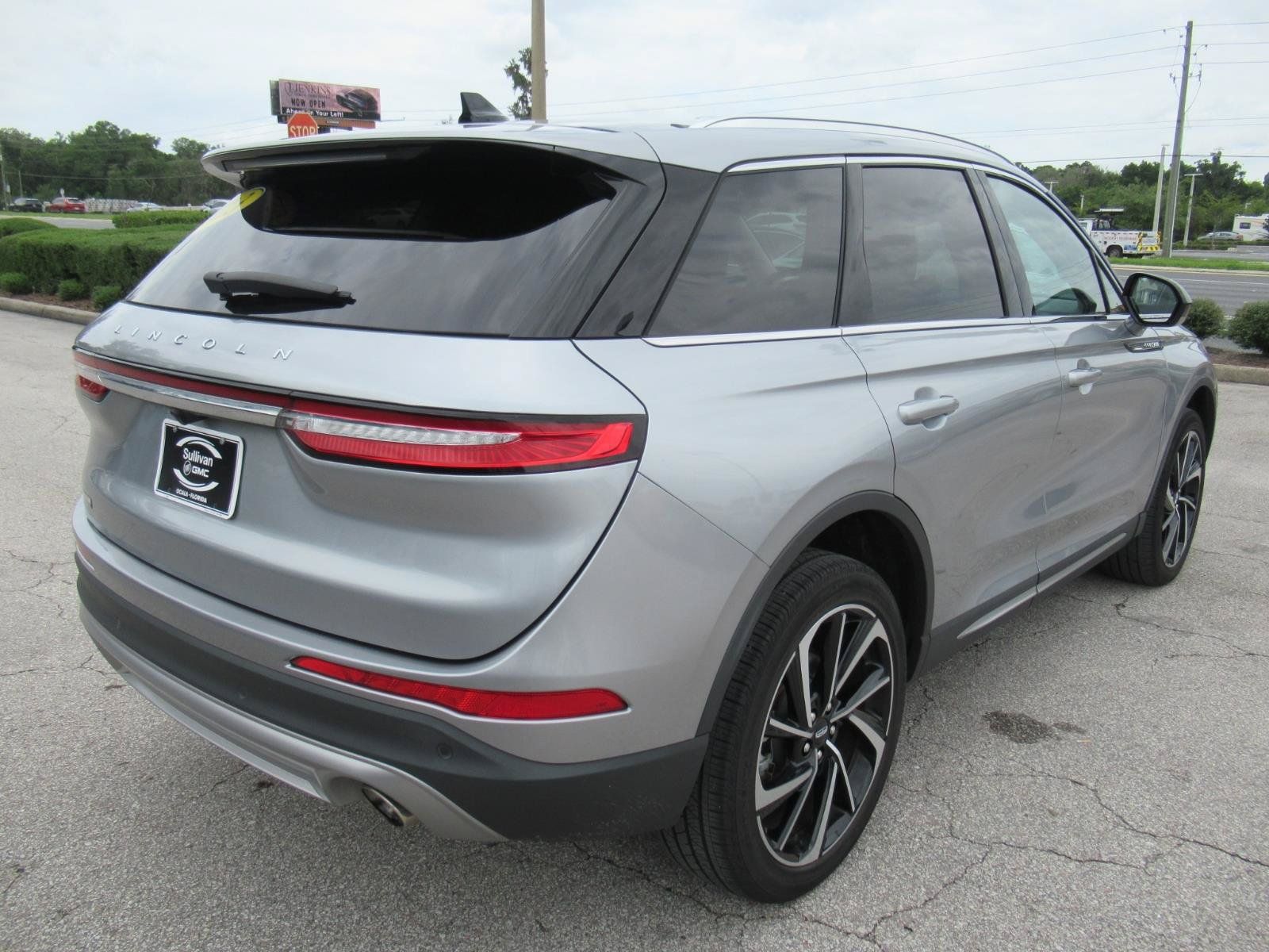 Used 2023 Lincoln Corsair Reserve FWD image 7
