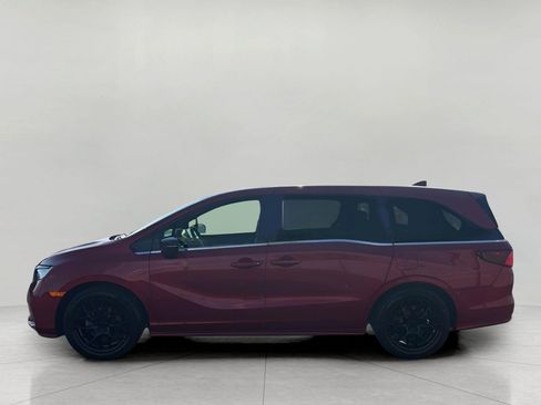 Used 2023 Honda Odyssey Sport image 4