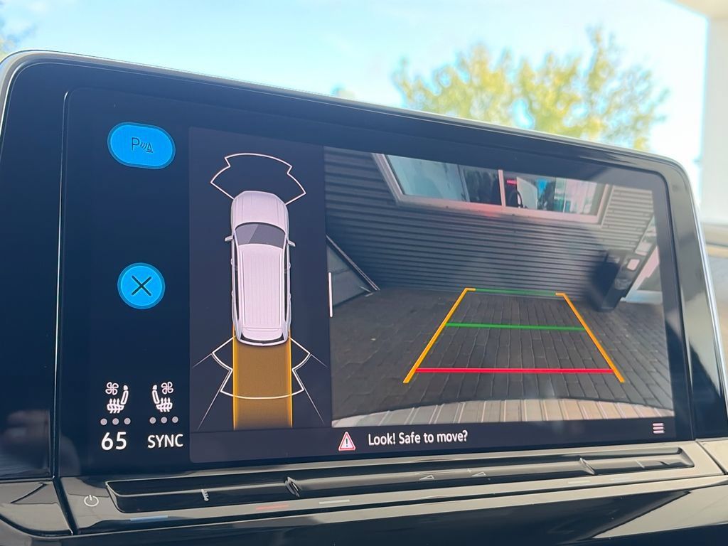Certified 2026 Volkswagen Atlas SE FWD image 23