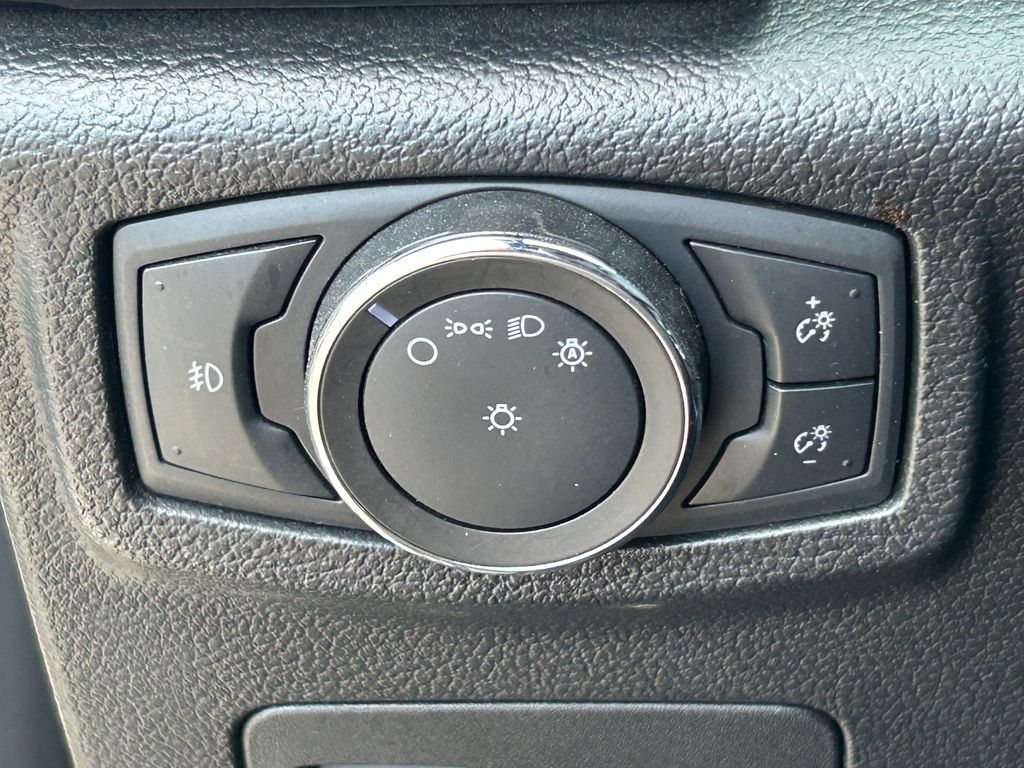 Used 2020 Ford Expedition XL AWD/4WD image 21