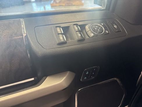 Used 2019 Ford F350 Lariat w/ Lariat Ultimate Package image 17