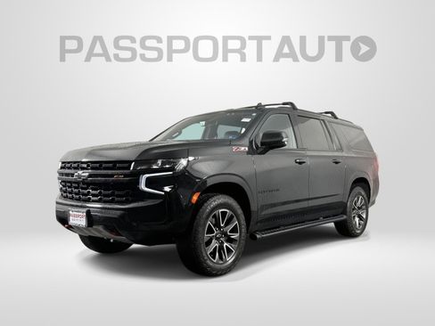 Used 2024 Chevrolet Suburban Z71 w/ Luxury Package AWD/4WD image 1