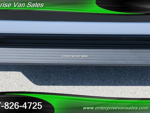 Used 2023 Ford Transit 350 XLT RWD image 11