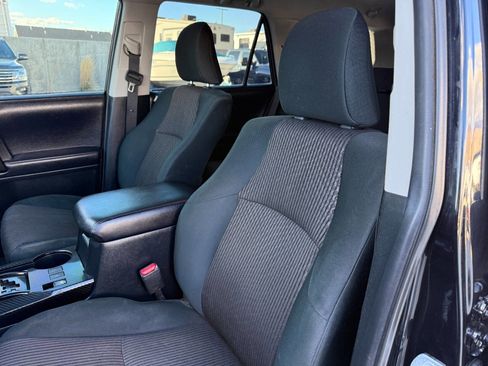 Used 2019 Toyota 4Runner TRD Off Road 4x4 4dr SUV image 18