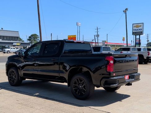 New 2026 Chevrolet Silverado 1500 Custom w/ LPO, Dark Essentials Package RWD image 5
