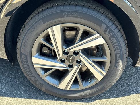 New 2026 Genesis GV70 3.5T Sport Advanced AWD/4WD image 22