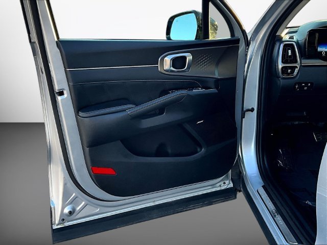 Certified 2021 Kia Sorento SX FWD image 24