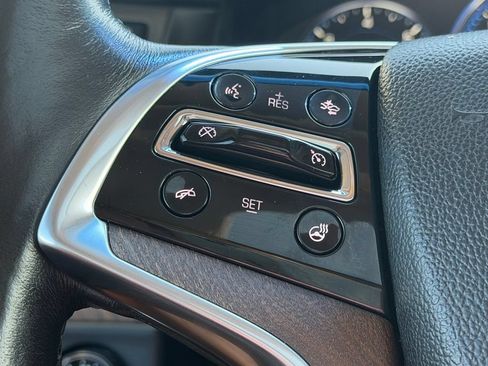 Used 2015 Cadillac Escalade Luxury AWD/4WD image 19