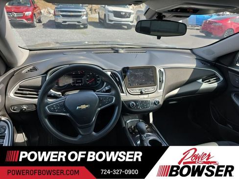 Used 2023 Chevrolet Malibu LT FWD image 5