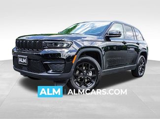 Used 2025 Jeep Grand Cherokee Altitude AWD/4WD video 1