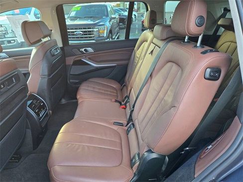 Used 2020 BMW X7 xDrive40i w/ Premium Package image 7