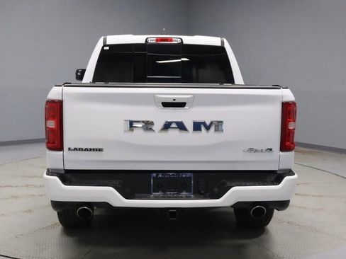 Used 2025 RAM 1500 Laramie w/ Sport Appearance Package AWD/4WD image 11