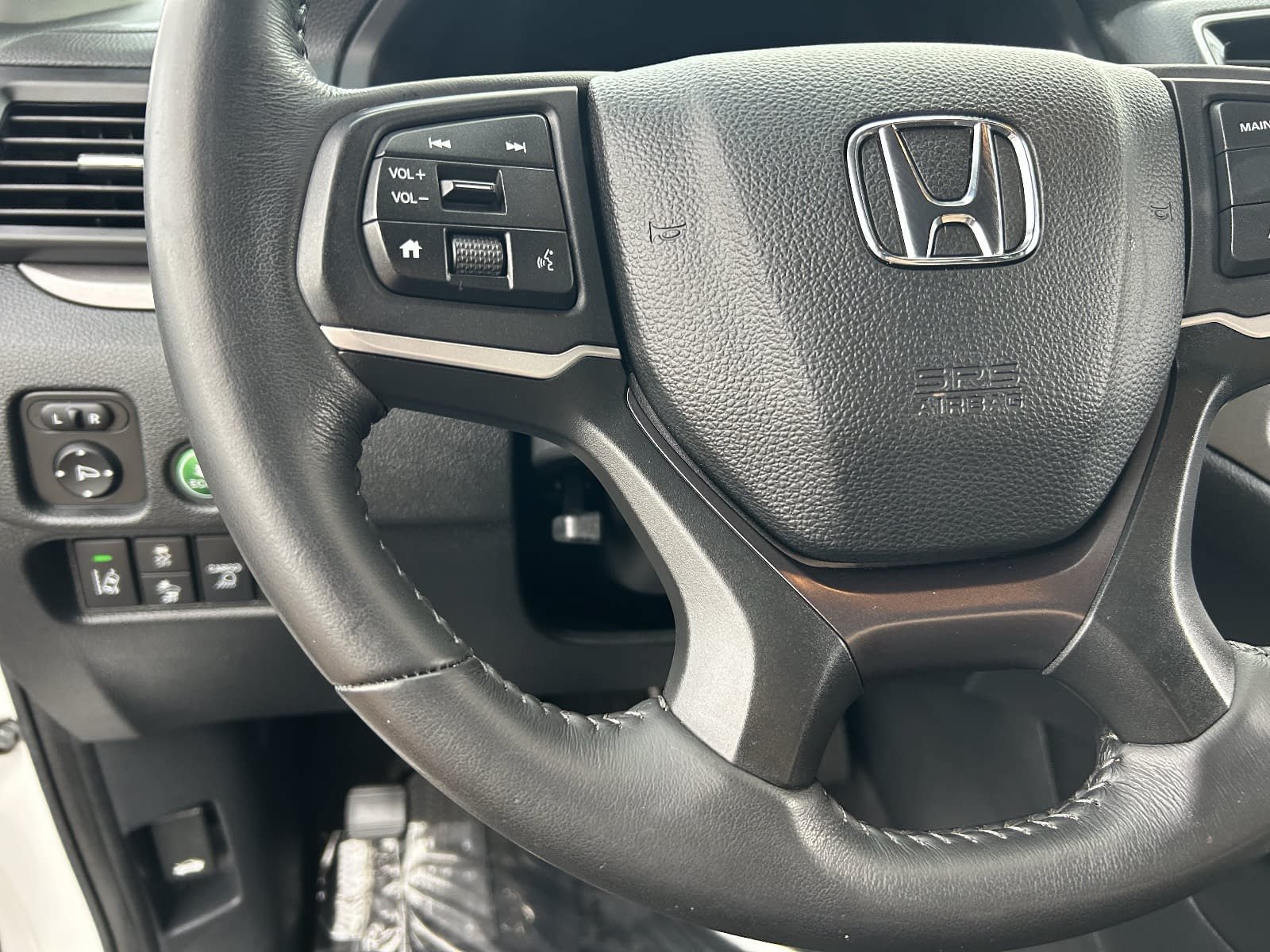 Certified 2024 Honda Ridgeline Sport image 26