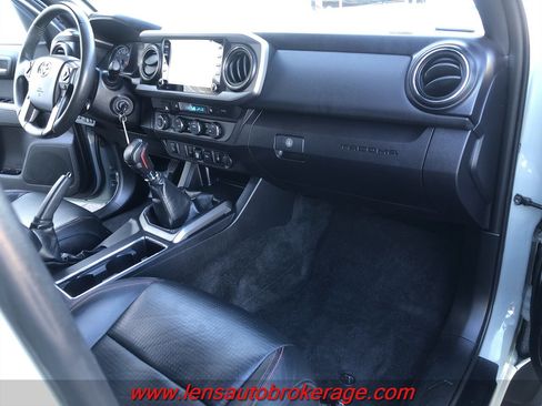 Used 2021 Toyota Tacoma TRD Pro image 24